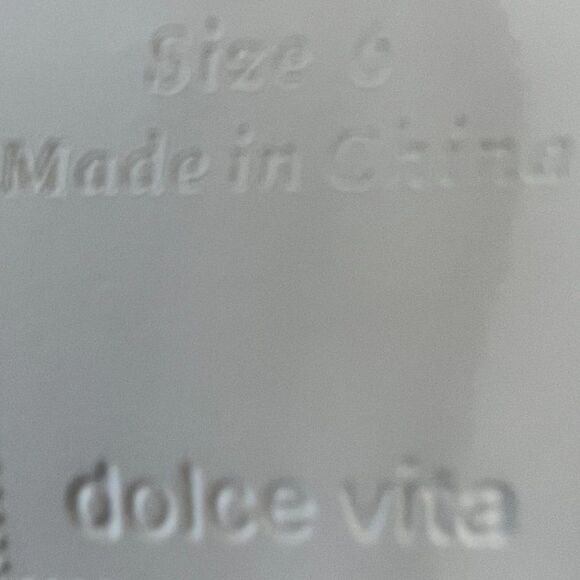 Dolce Vita Gray Fuzzy Slippers Size 6 - Picture 7 of 7